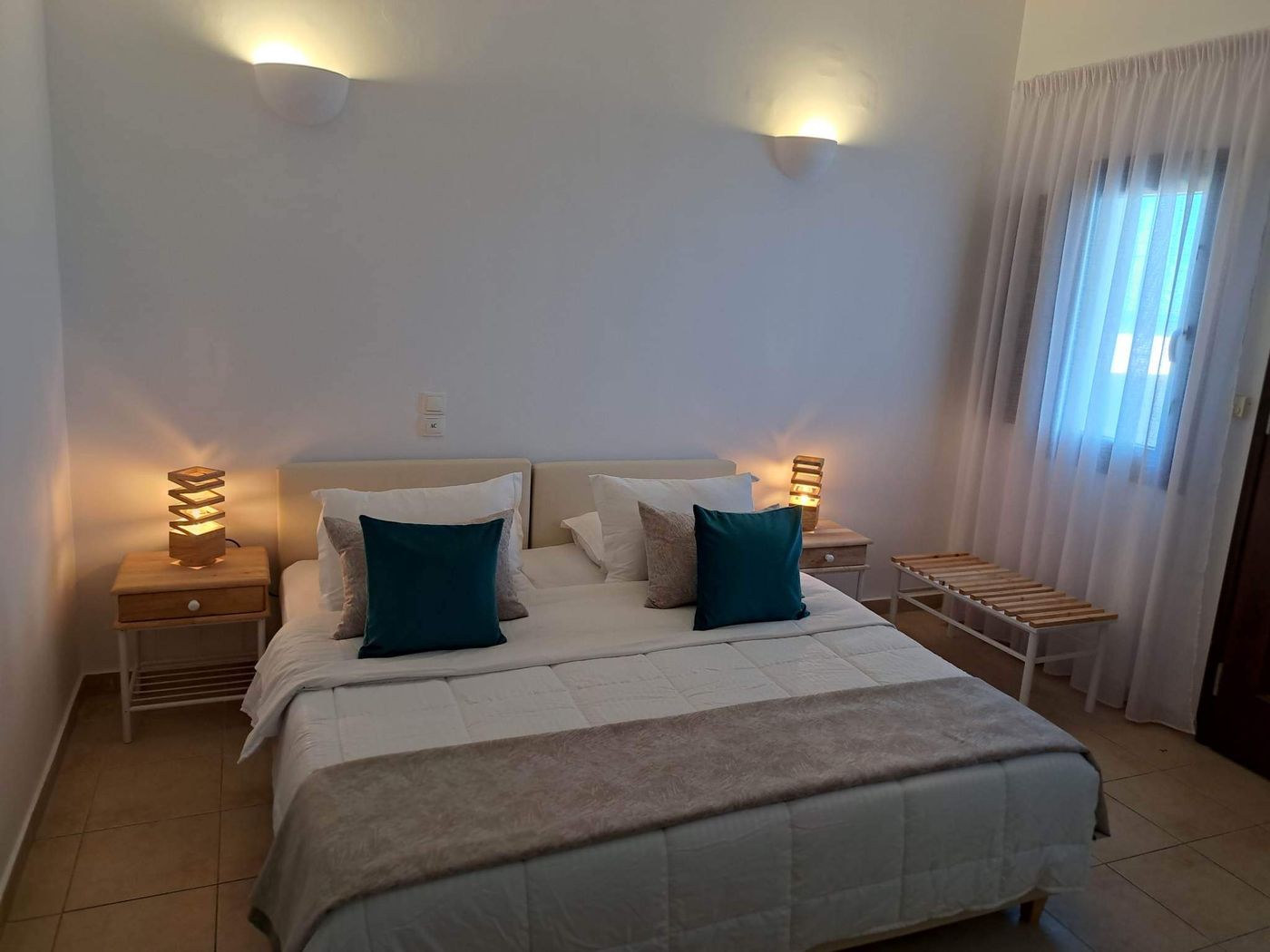 Amerisa-Suites-Room-15