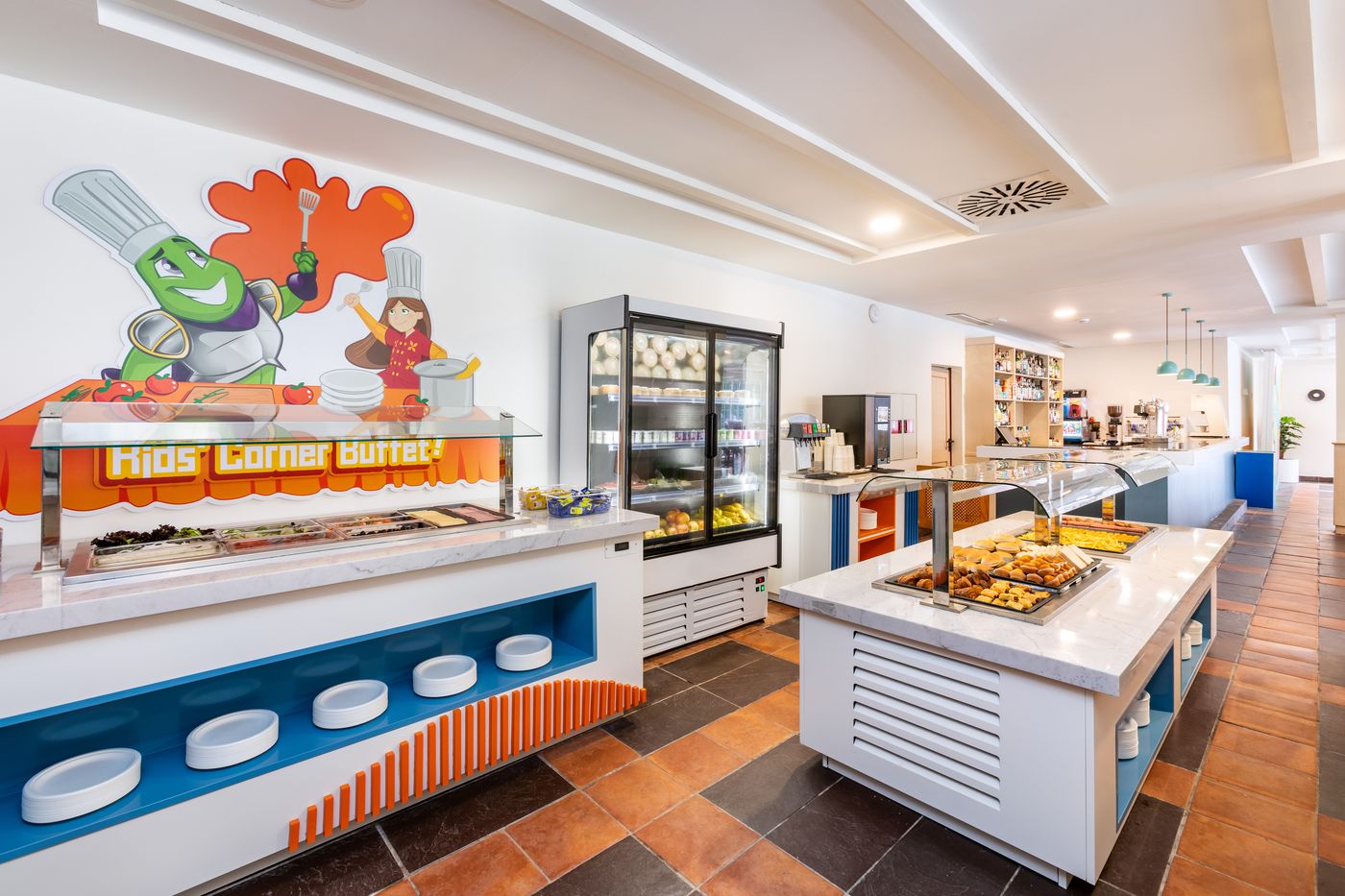 Gran-Castillo-Tagoro-Family---Fun-Playa-Blanca-Restaurant-75