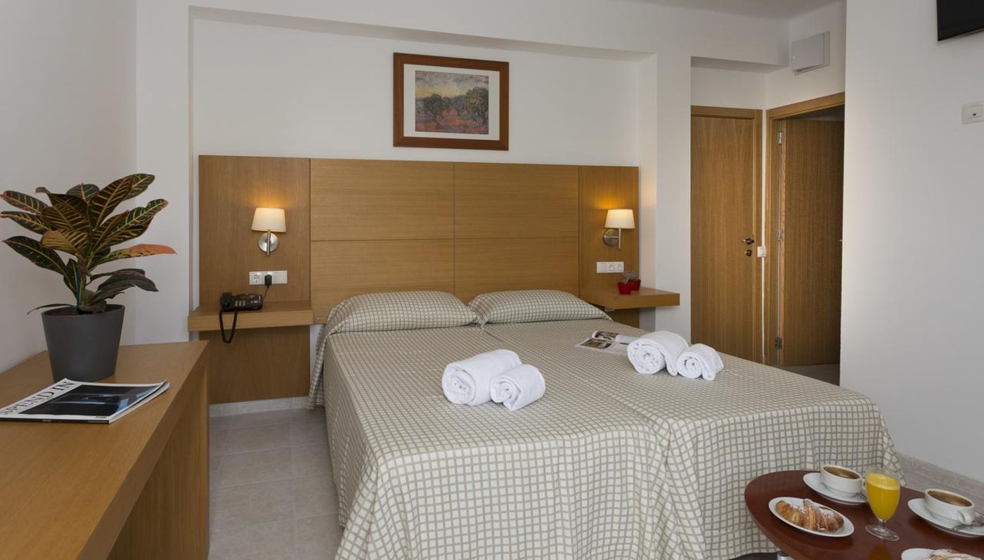 Elegance Playa Arenal