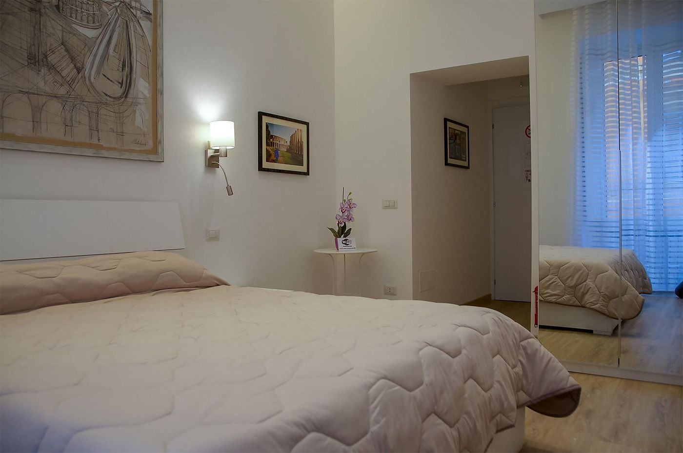 Roma-Vespahouse-Room-33