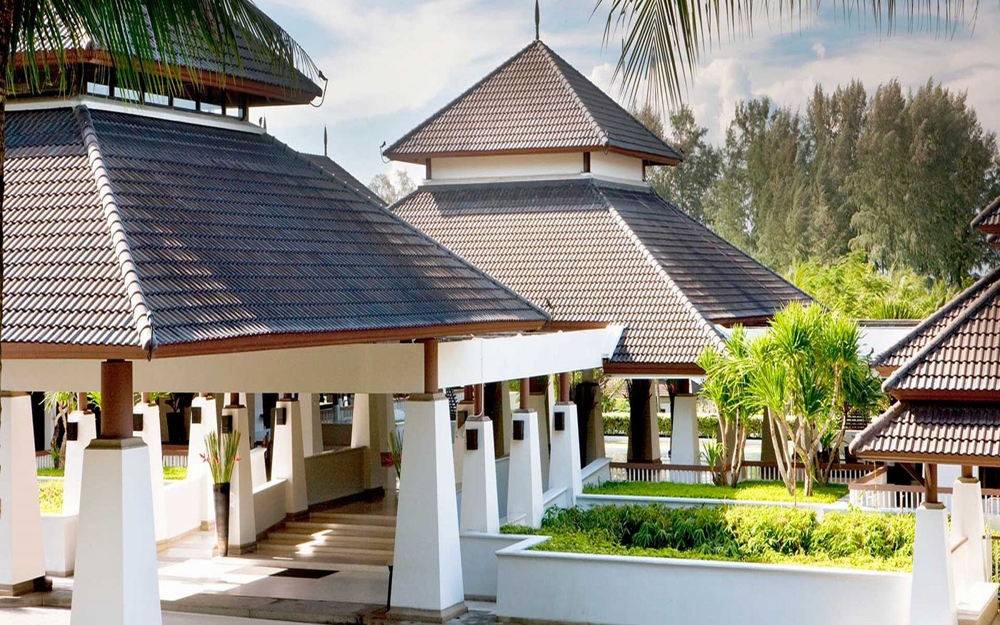 Dusit-Thani-Krabi-Beach-Resort-General-view-12