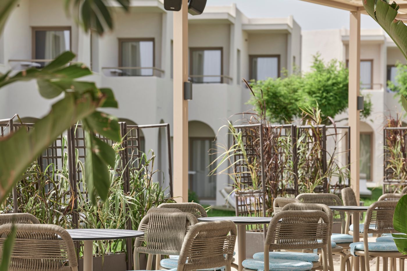 Atlantica-Ocean-Beach-Resort-Bar-15