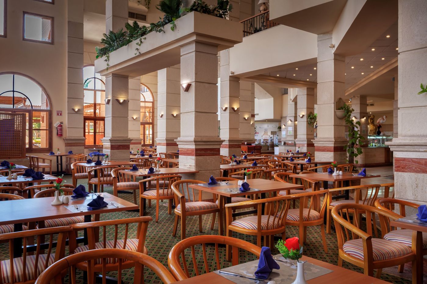 Club-Calimera-Akassia-Swiss-Resort-Restaurant-33