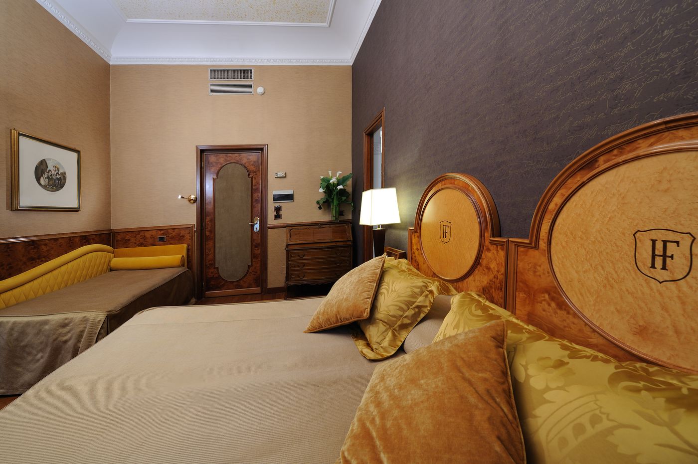 Farnese-Room-3