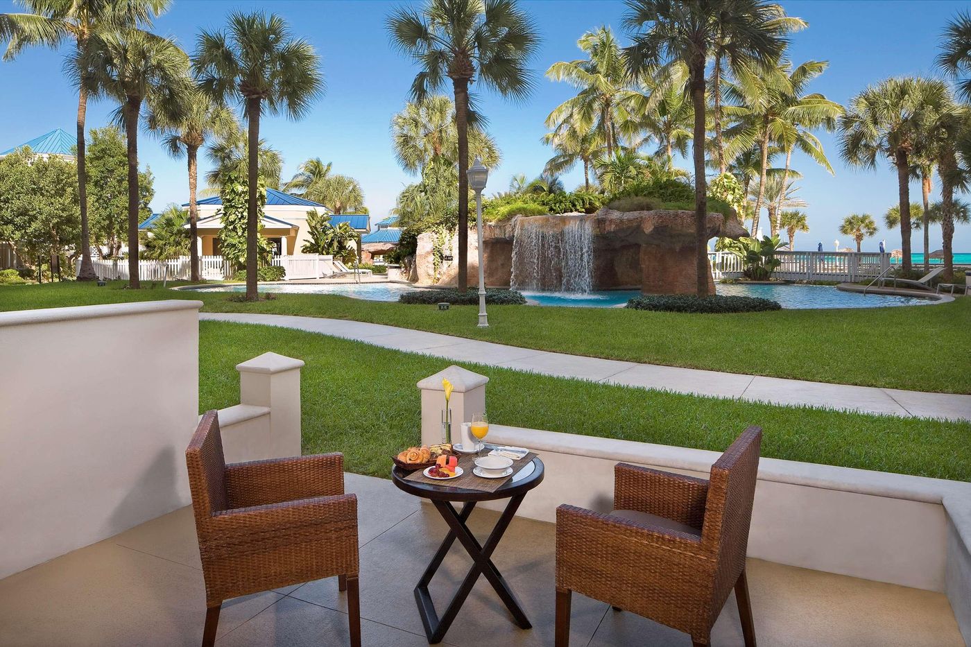 Melia-Nassau-Beach-All-Inclusive-Room-11