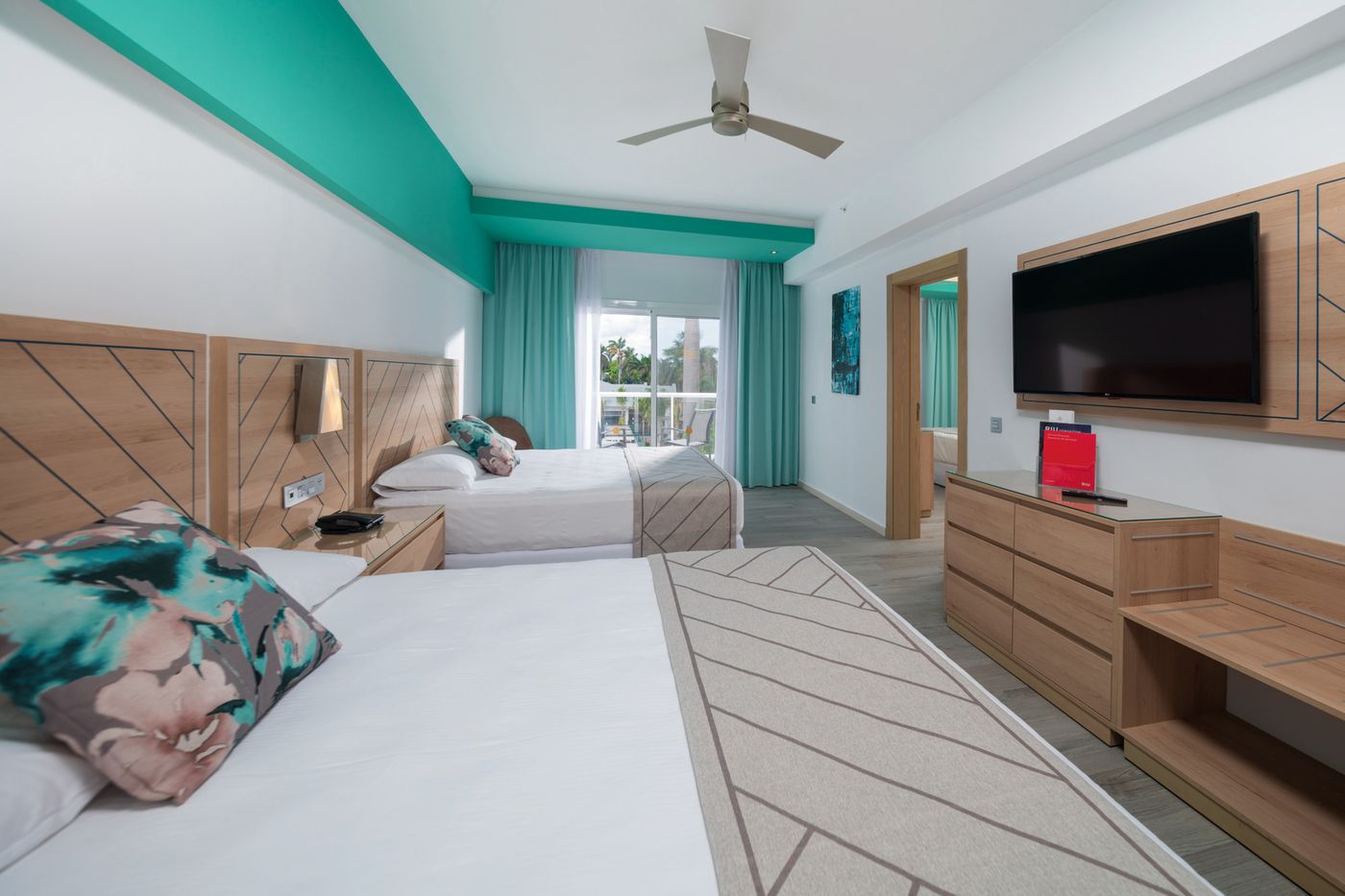 Riu-Ocho-Rios-All-Inclusive-Room-18