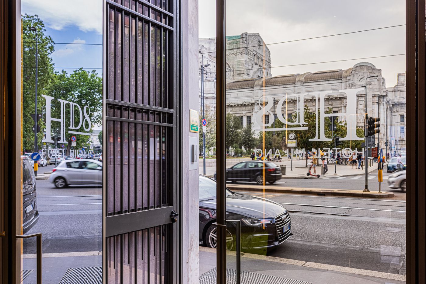 Hd8-Hotel-Milano-General-view-3