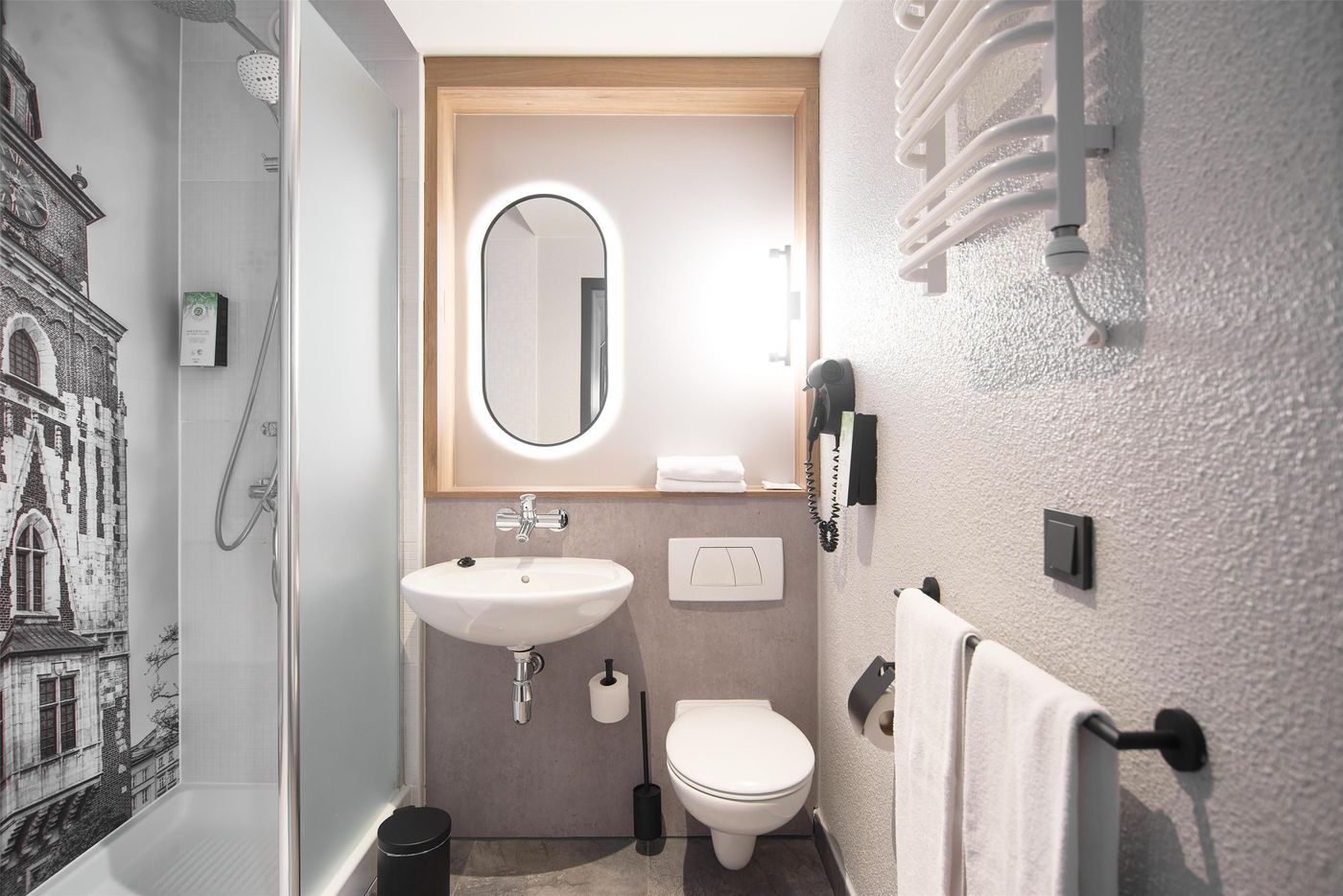 Campanile-Krakow-Old-Town-Room-43