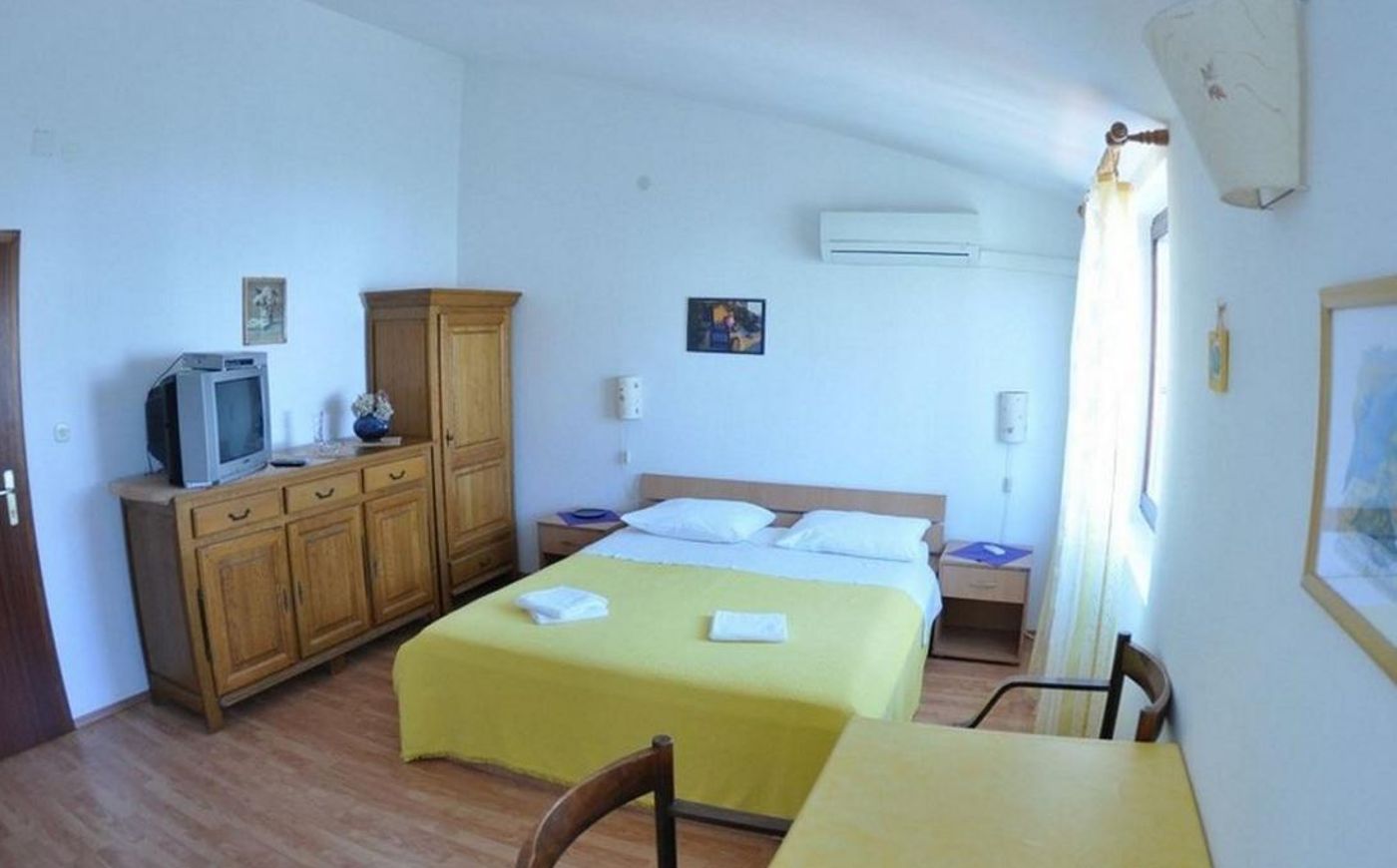 Adria Apartments