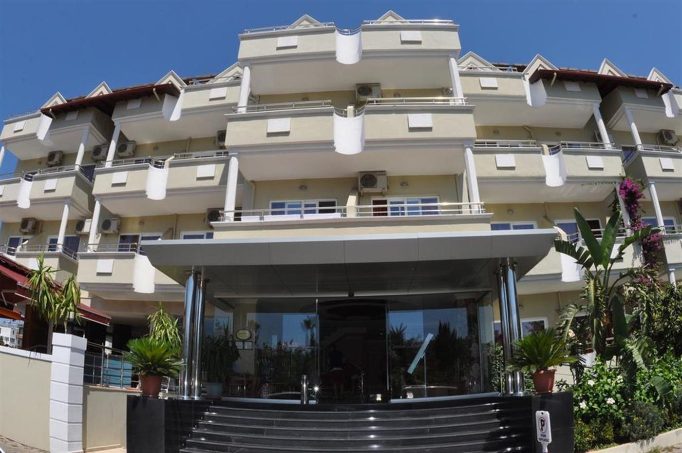 Candan-Apart-Hotel-General-view-11