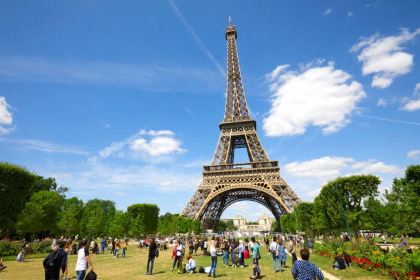 Holiday-Inn-Paris-Palais-de-lElysee-Sports-and-Entertainment-35