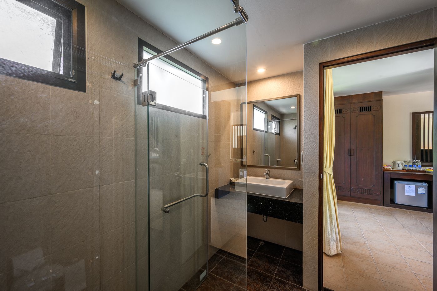 Patong-Lodge-Hotel-Room-51