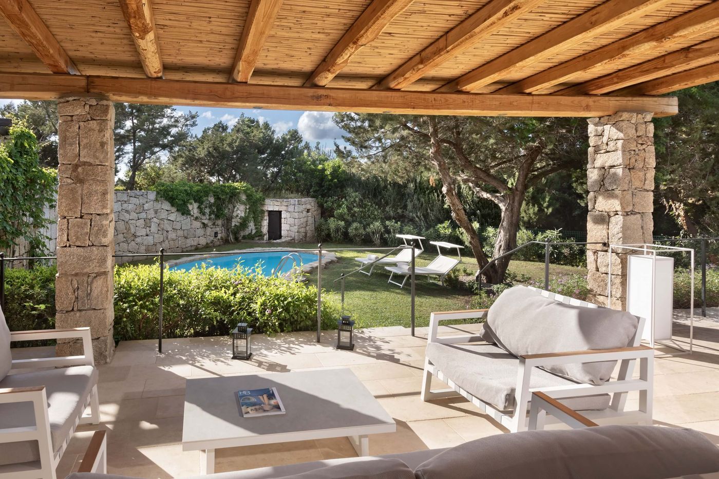 Grand-Relais-dei-Nuraghi-Room-12