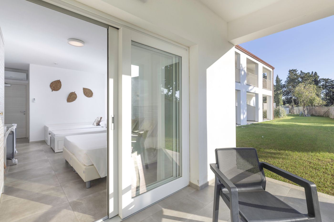 Hotel-S-arena-Beach-Room-57