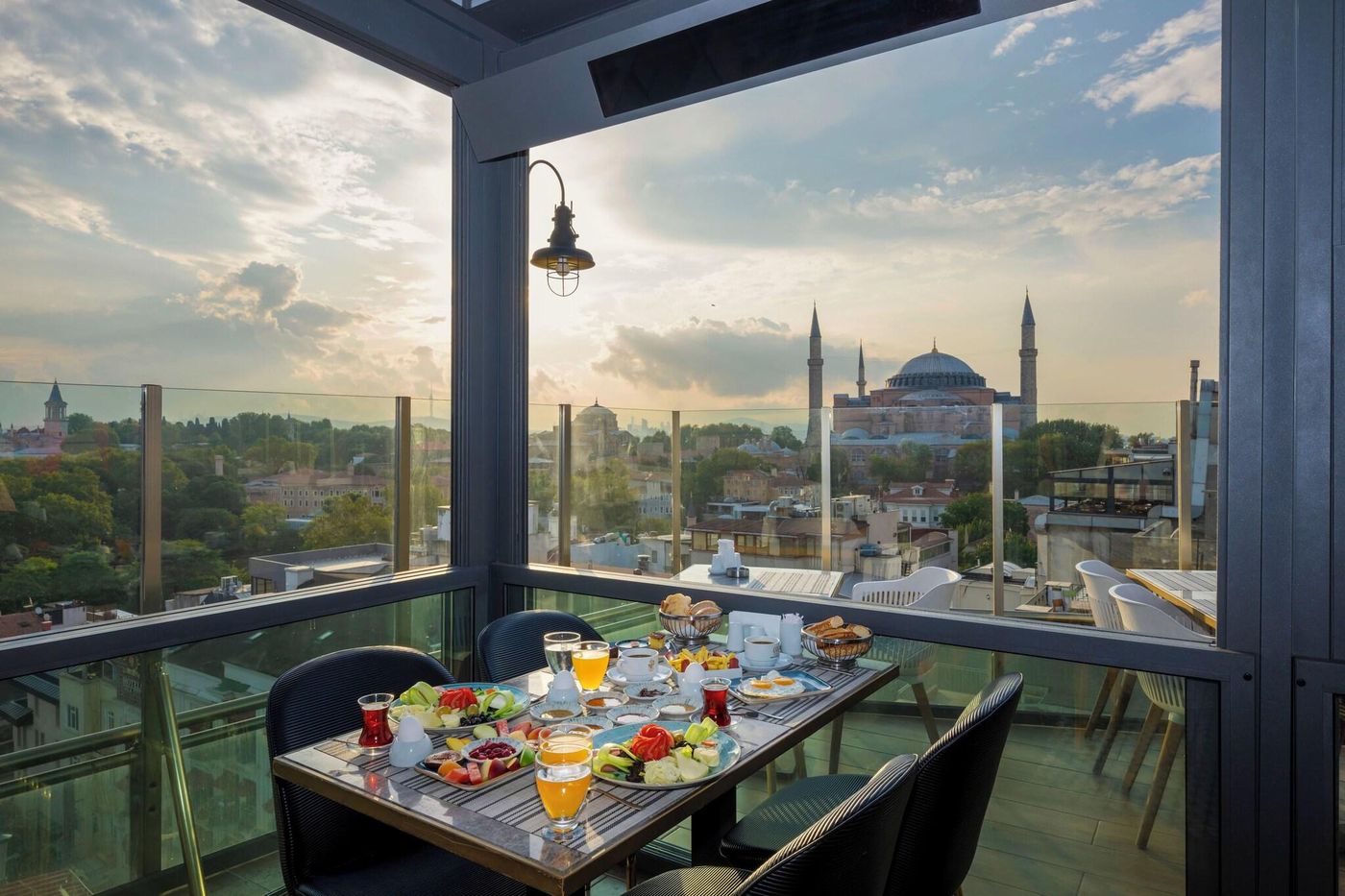 Arden-City-Restaurant-34