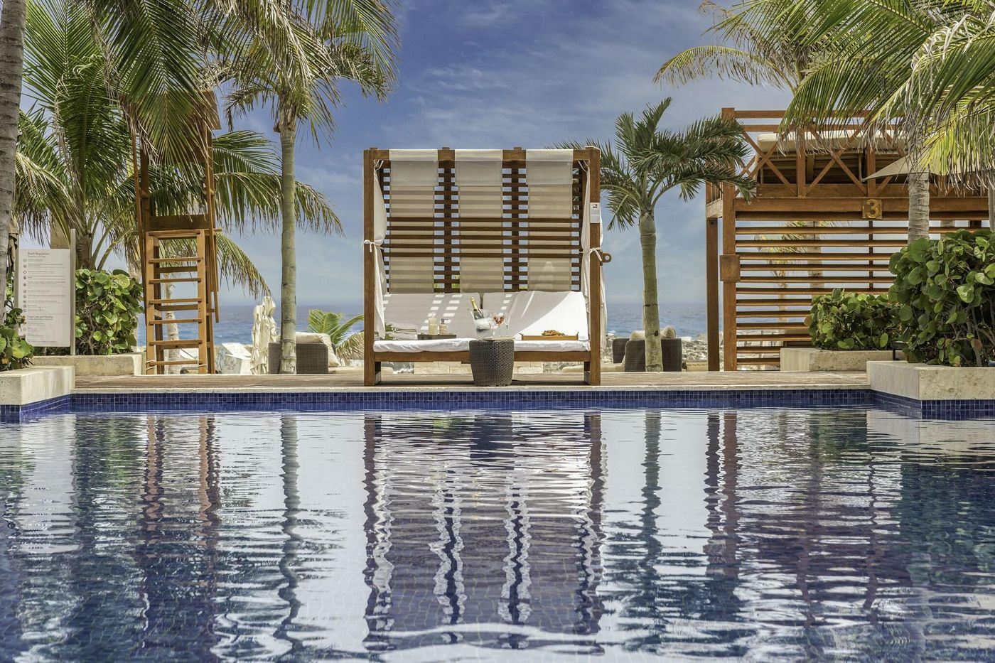 Hyatt-Ziva-Cancun-Pool-4