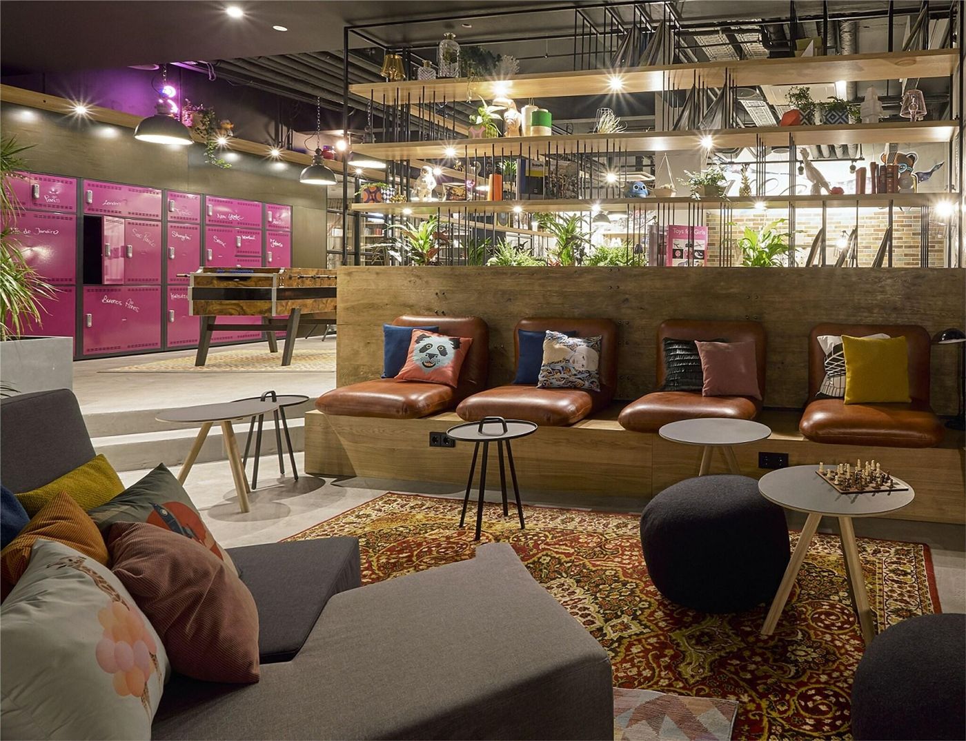 Moxy-Berlin-Humboldthain-Park-Lobby-27