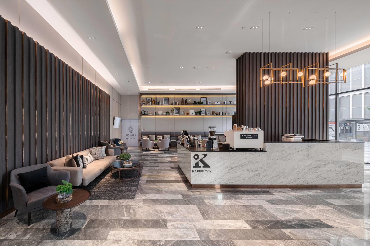 Wyndham-Bangkok-Queen-Convention-Centre-Lobby-22