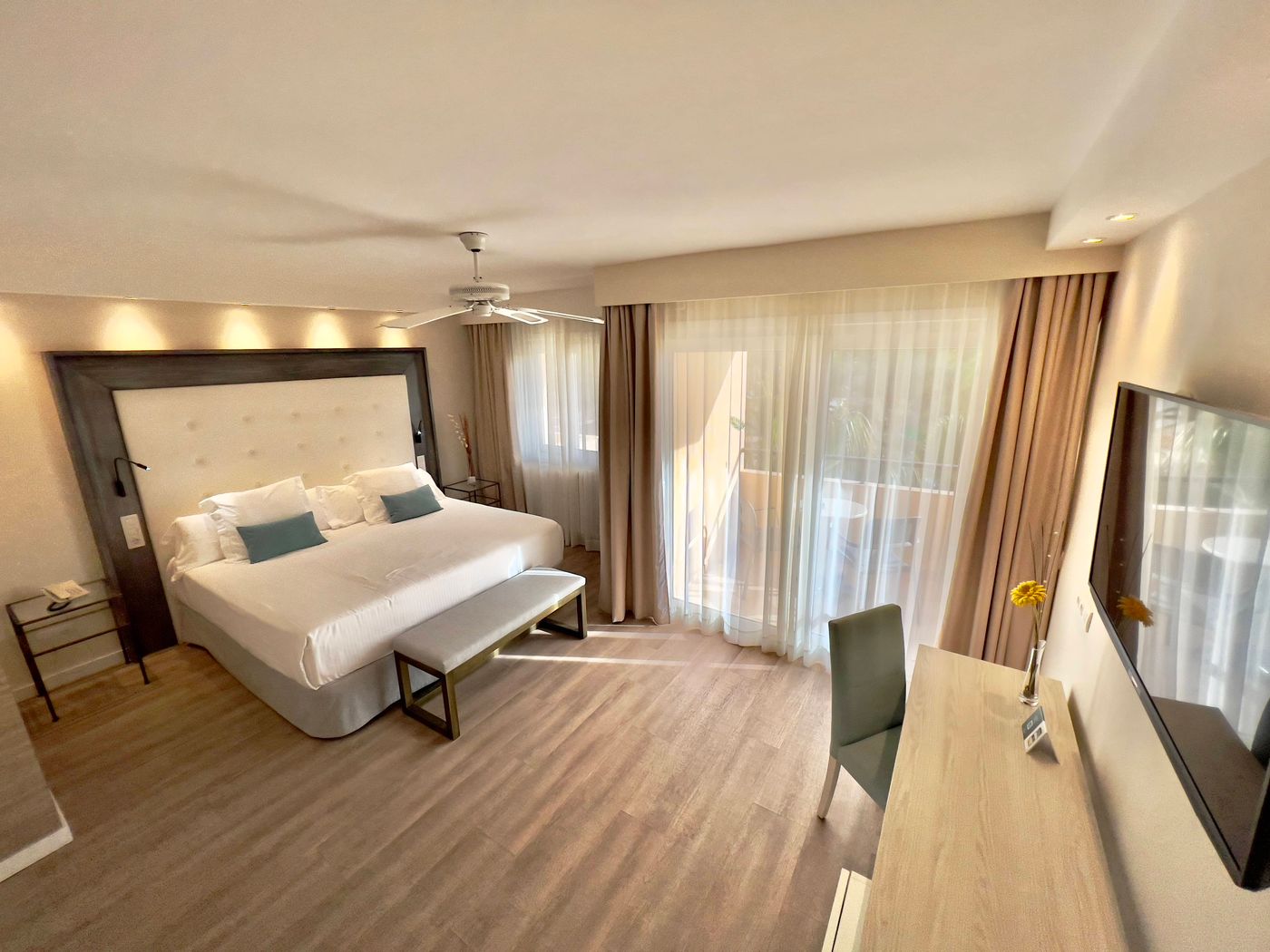 Valentin Somni Hotel Suites Adults Only Paguera Majorca On The 