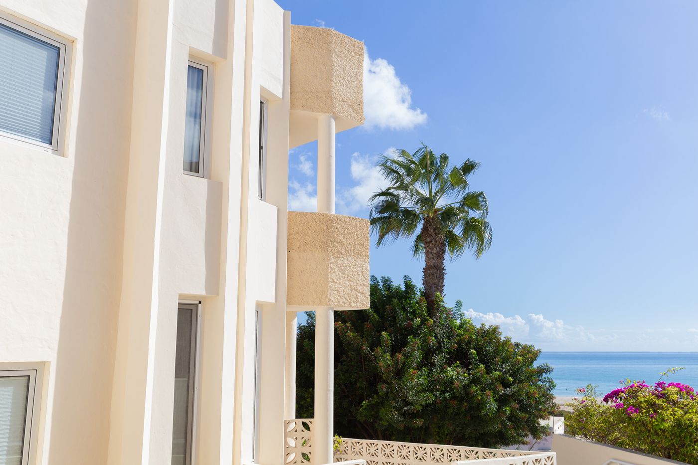 R2 Maryvent Apartments