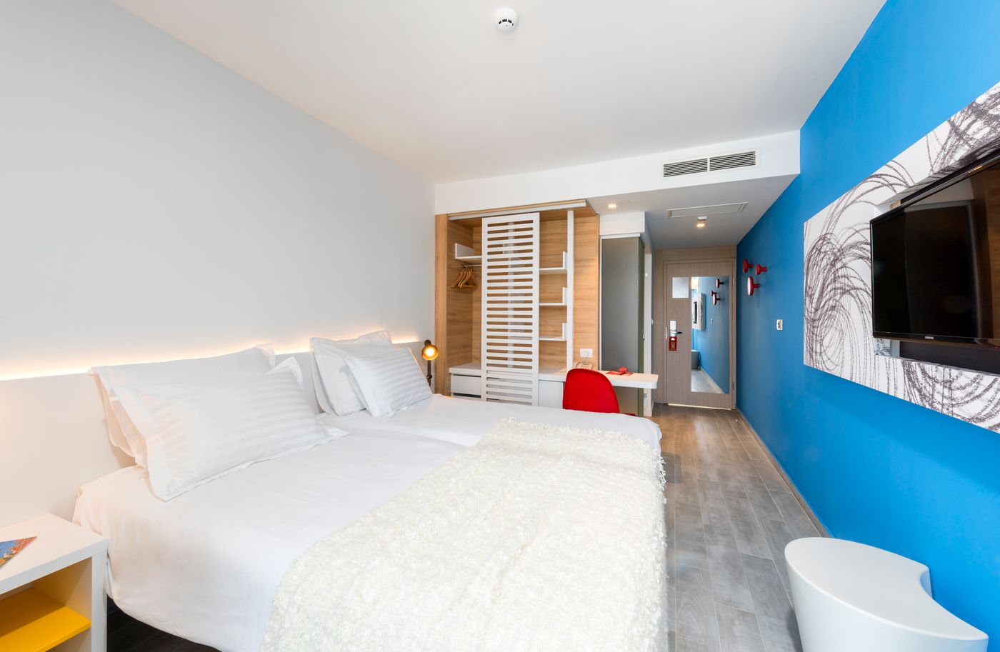 Pharos-Hvar-Bayhill-Hotel-Room-17
