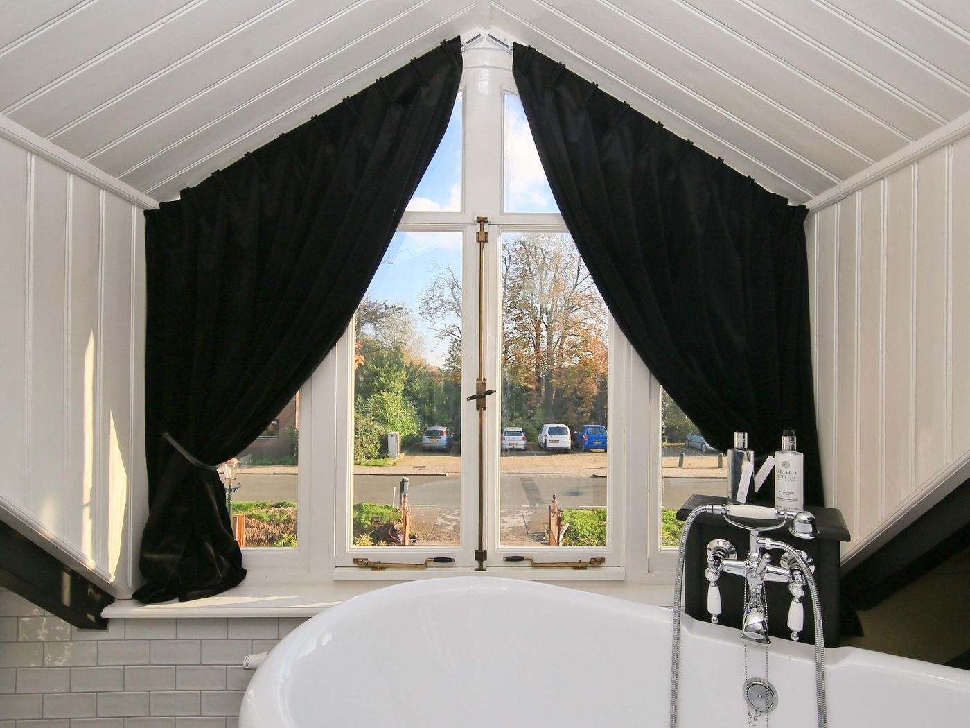 Hotel-Suites-Wilma-J-Room-48