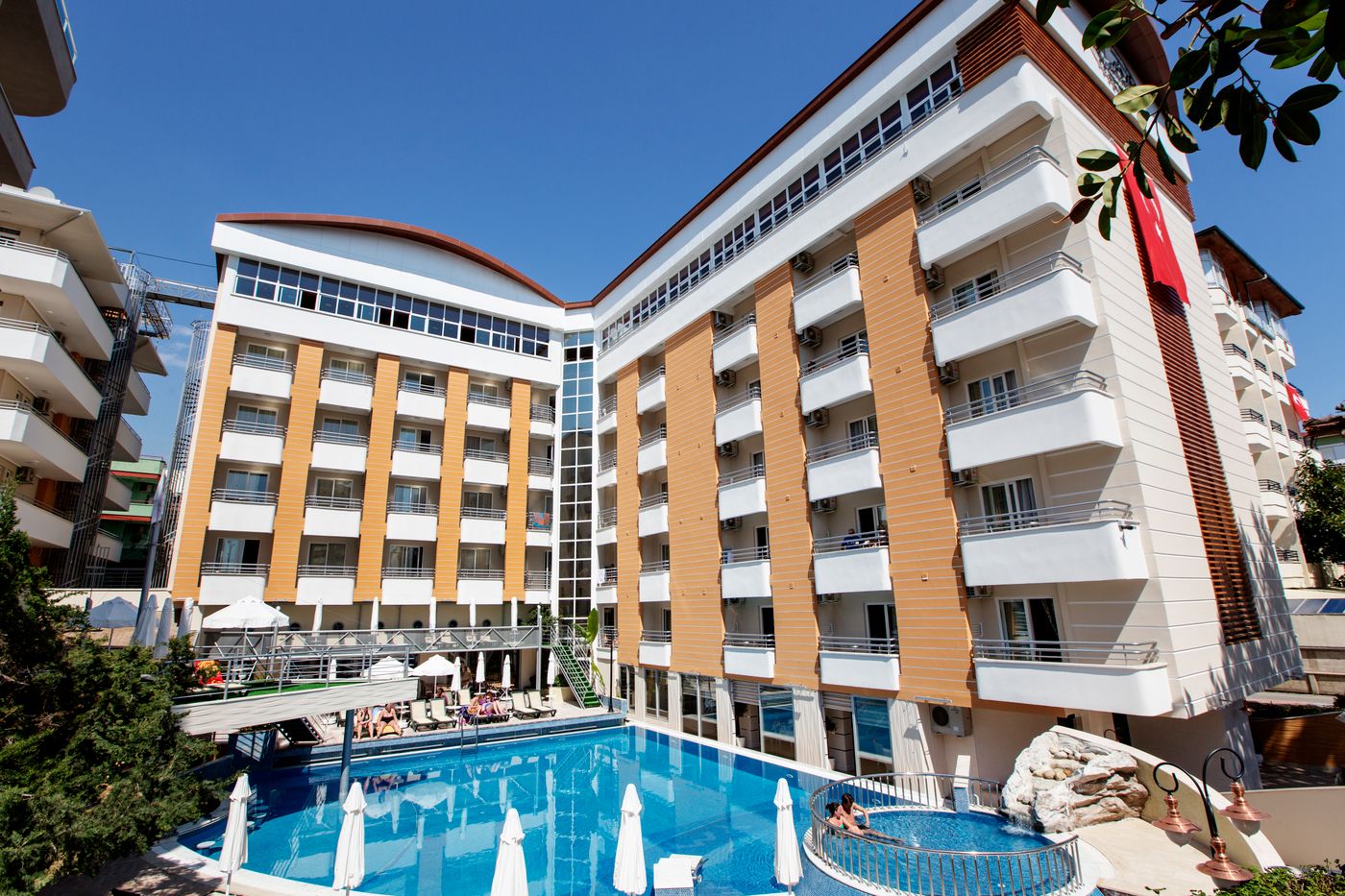 Alaiye-Kleopatra-Hotel-General-view-1