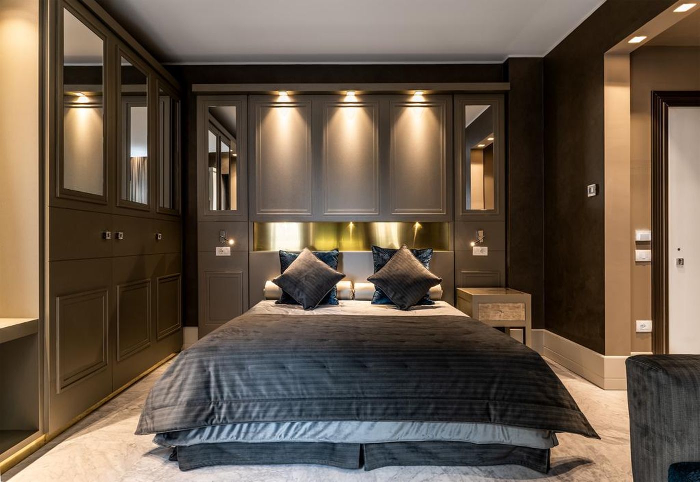 Palazzo-Doglio-Room-6