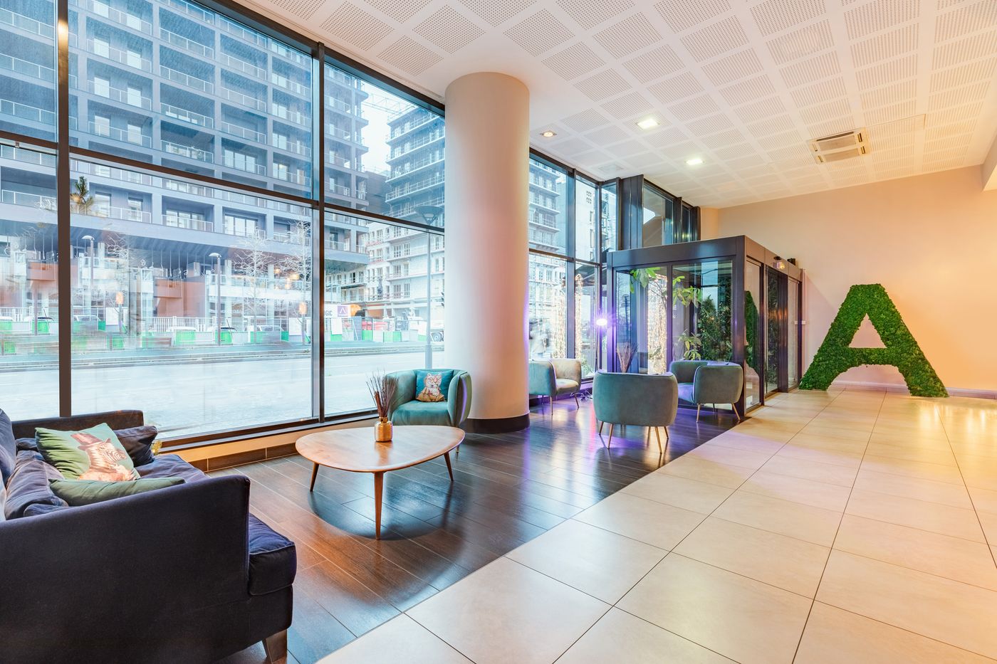 Appart-City-Collection-Paris-Grande-Bibliotheque-Lobby-12