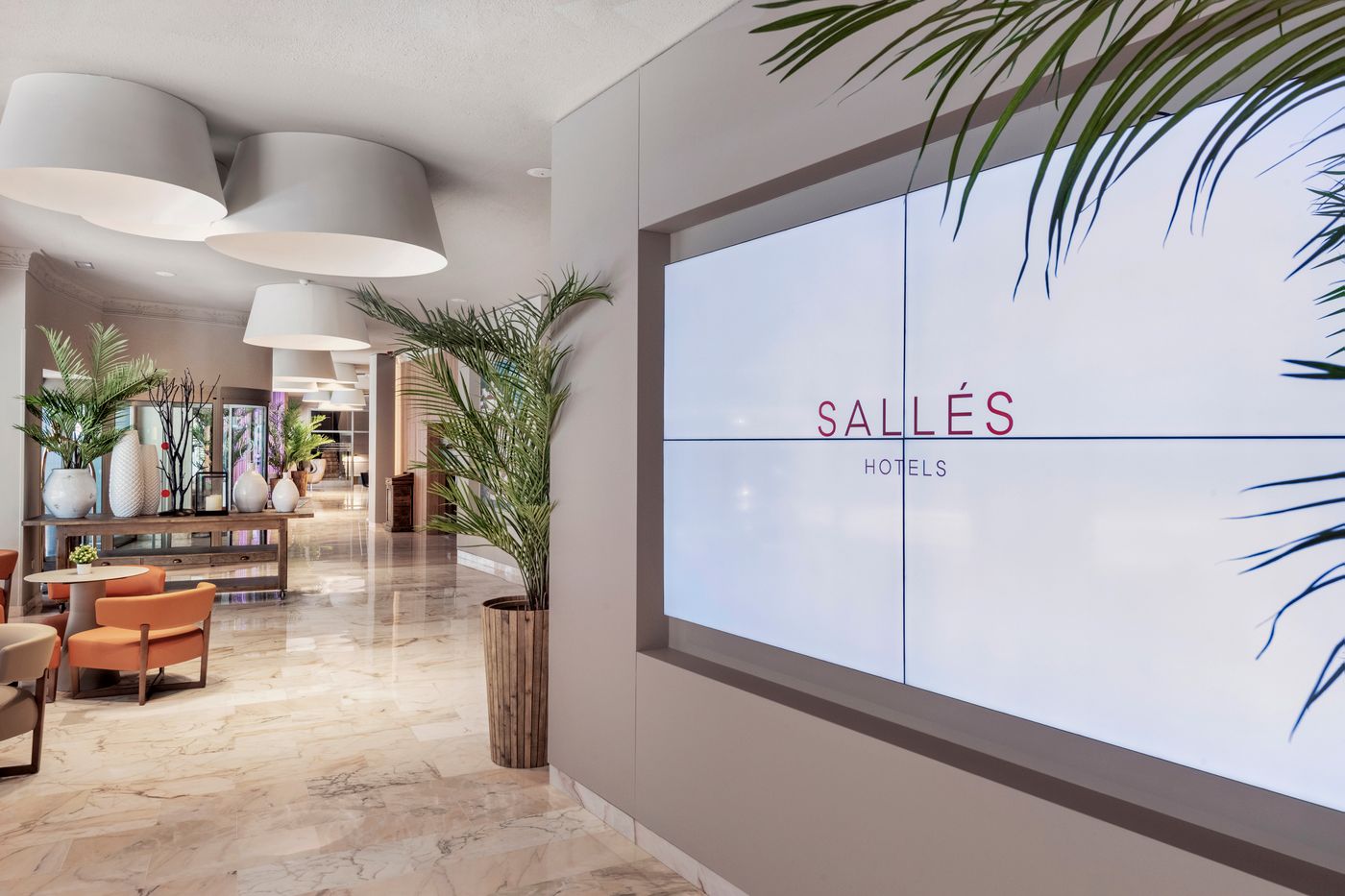 Salles-Malaga-Centro-Lobby-56