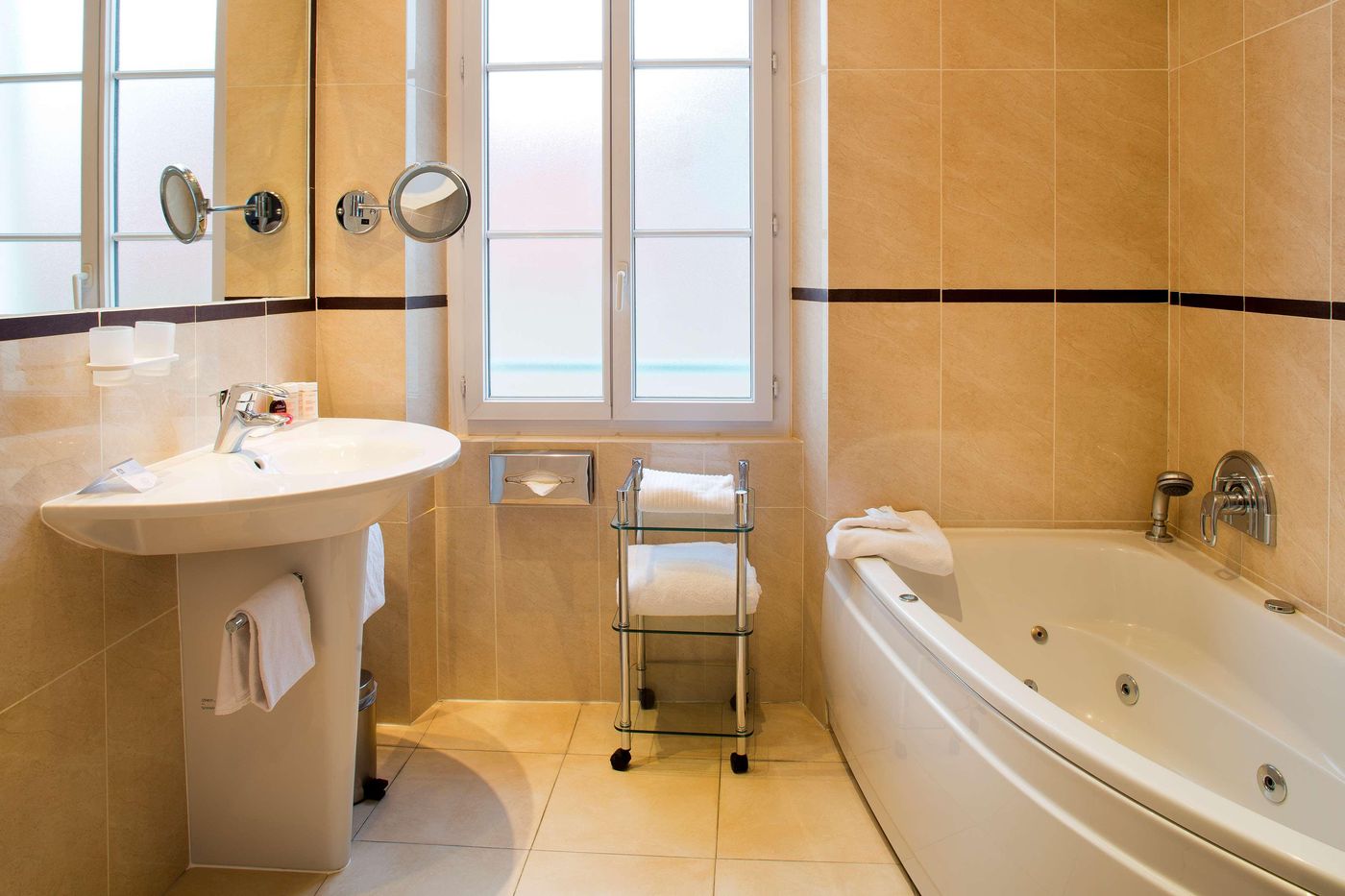 Best-Western-Premier-Mondial-Room-50