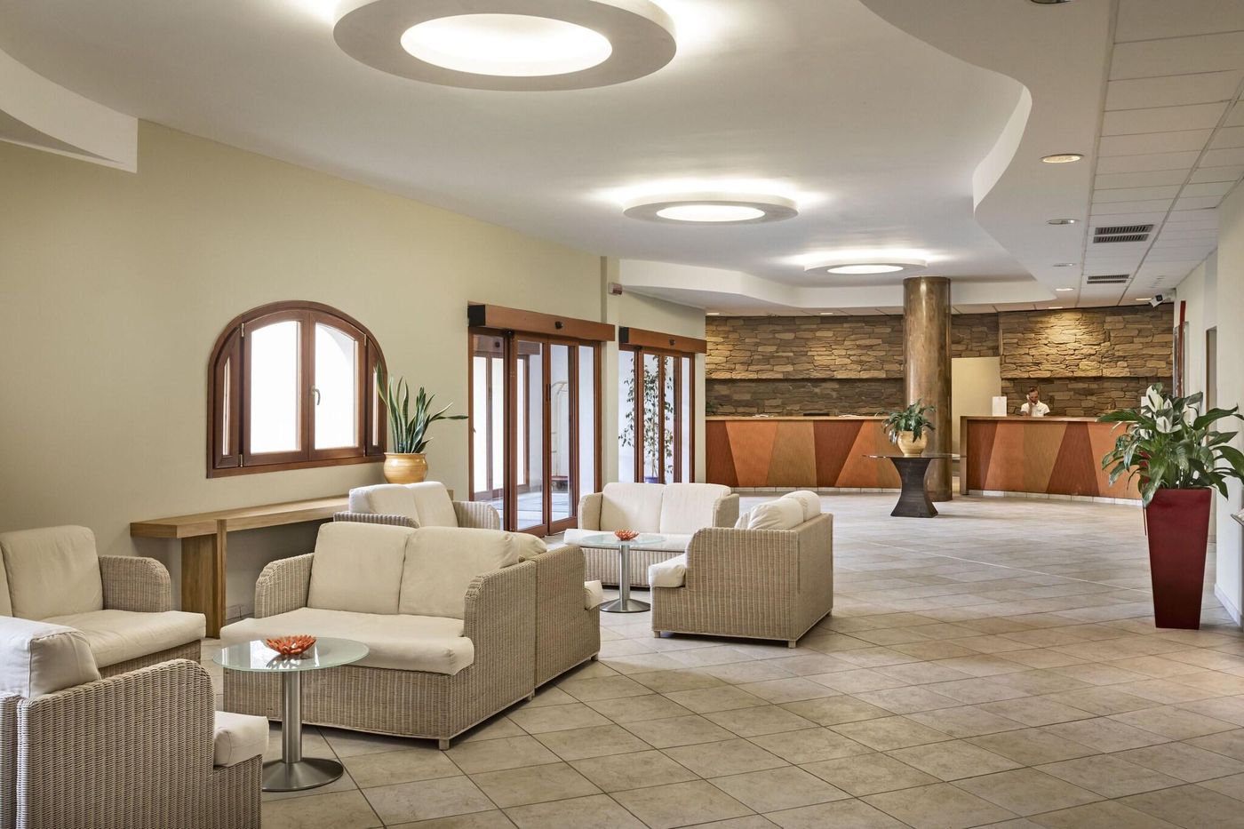 Blu-hotel-Morisco-Lobby-58