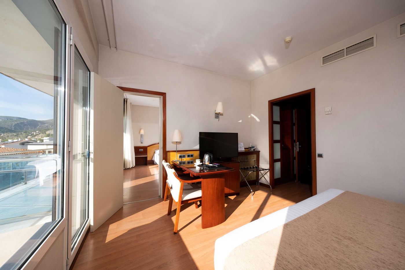 Best-Western-Hotel-Mediterraneo-Room-25