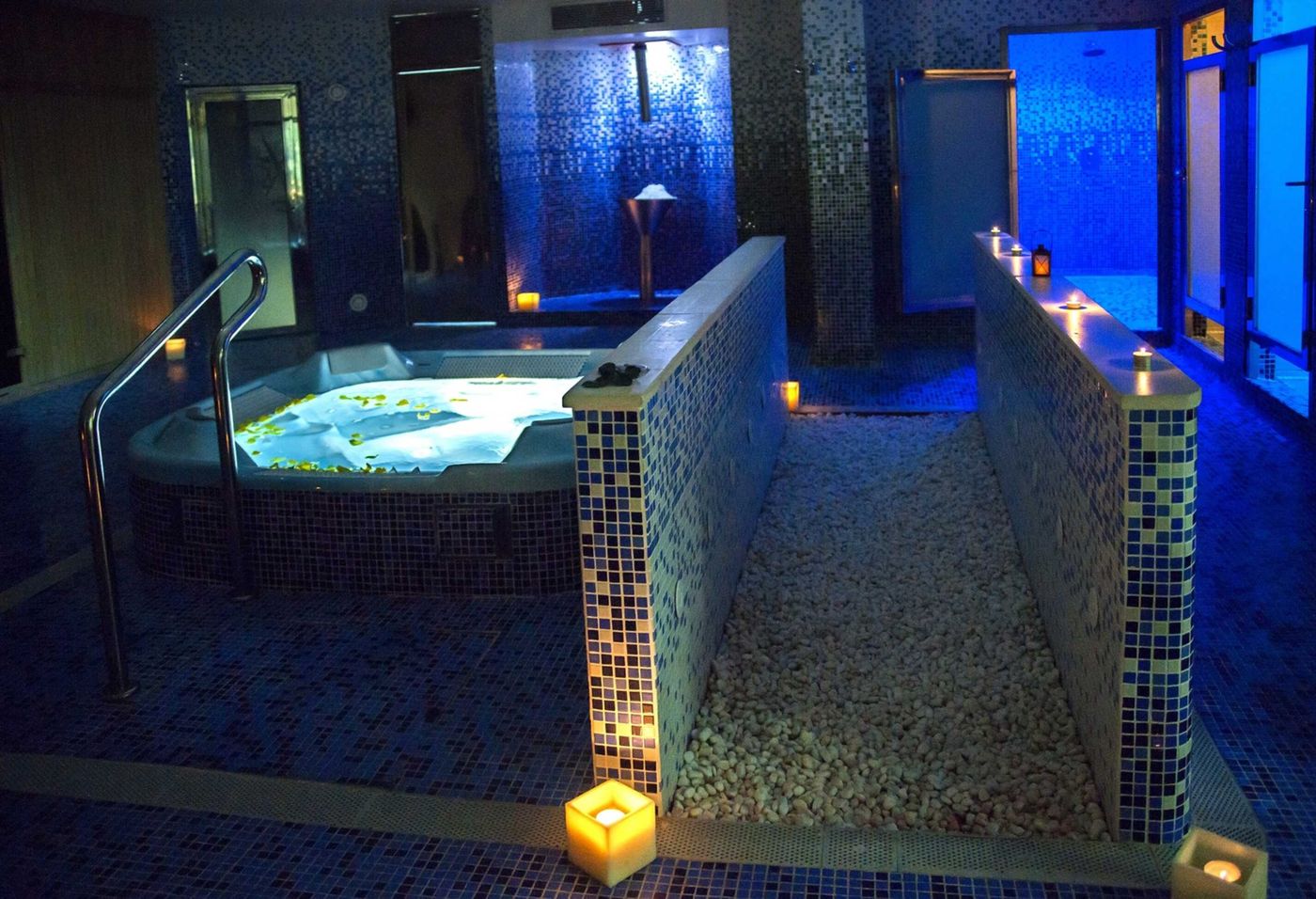 Deloix Aqua Center Hotel