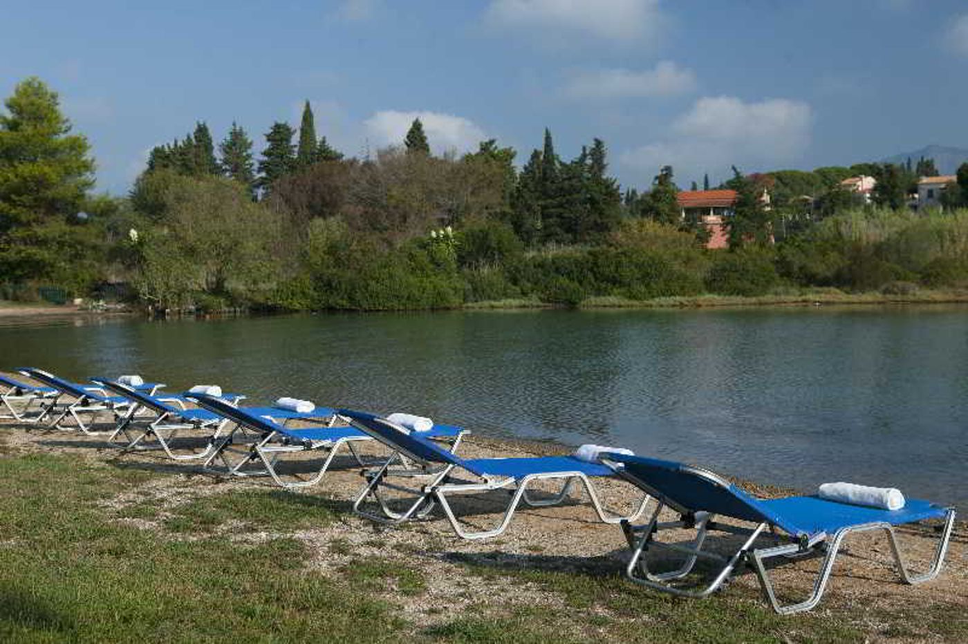 Govino-Bay-Apartments-Beach-74