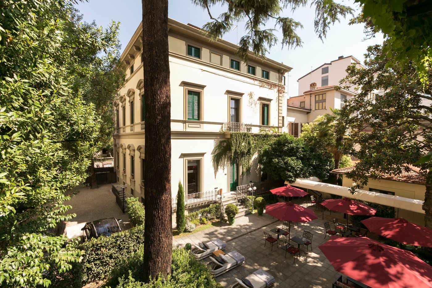Palazzo-Lorenzo-Hotel-Boutique---Spa-General-view-1