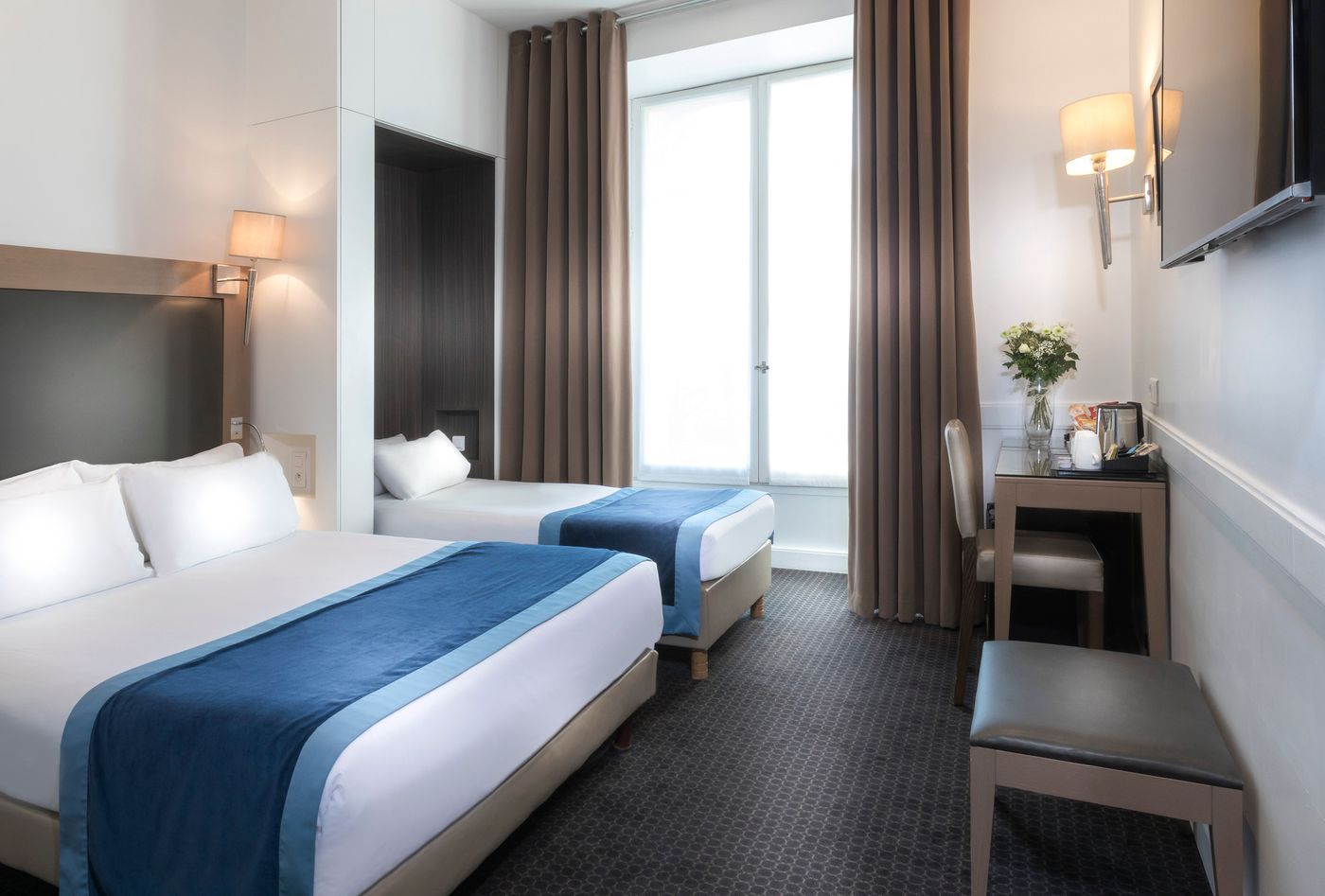 Elysees-Ceramic-Room-19