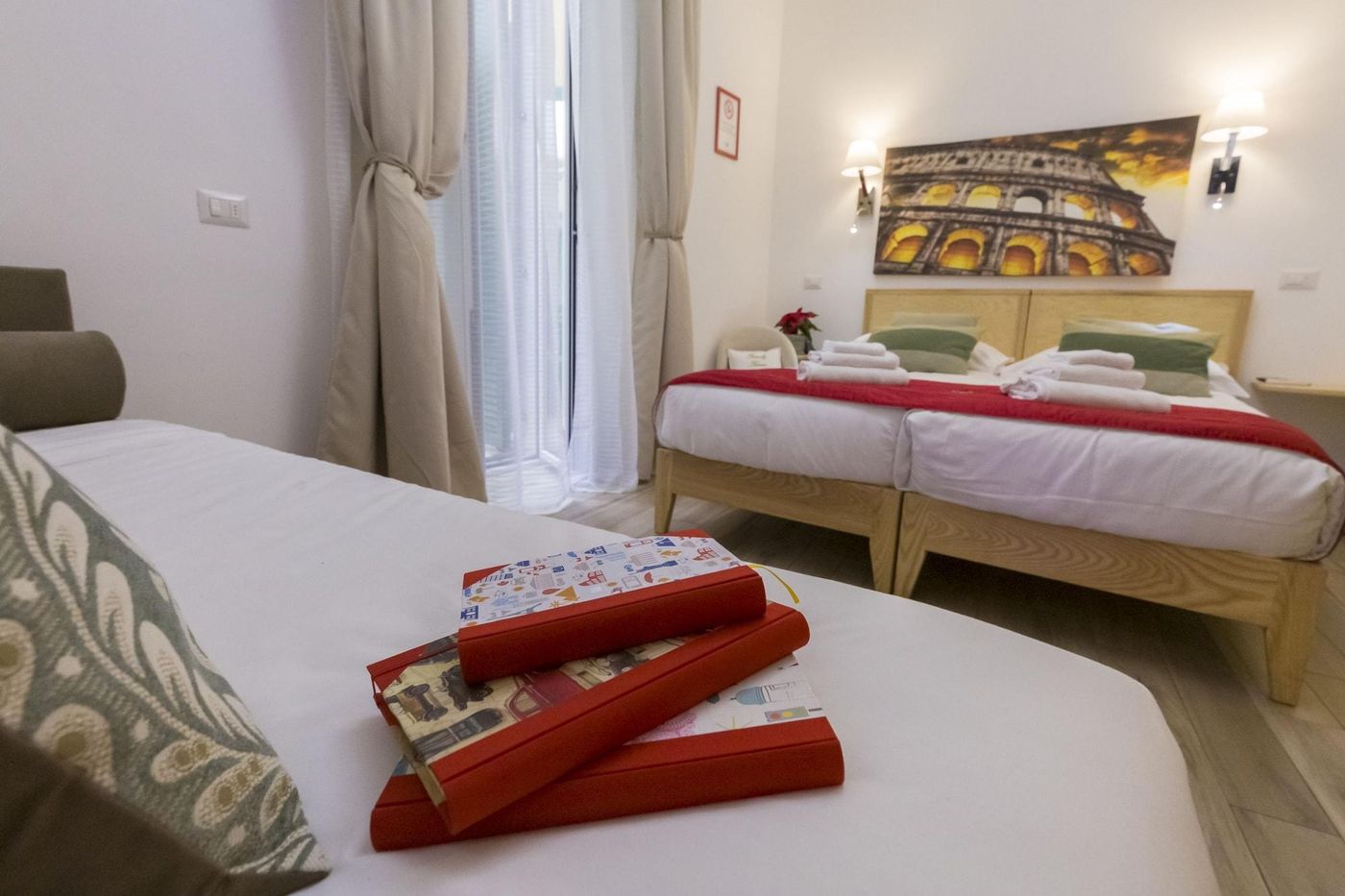 Flatinrome-Trastevere-Deluxe-Rooms-Room-25