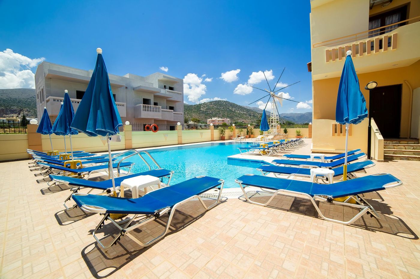 Villa-Diasselo-Pool-4