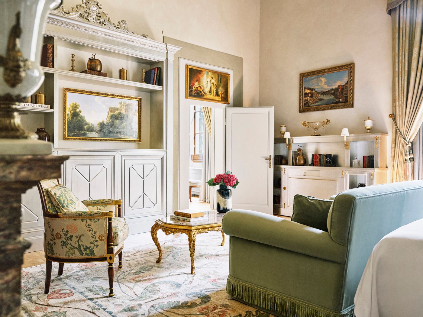 Four-Seasons-Hotel-Florence-Room-29