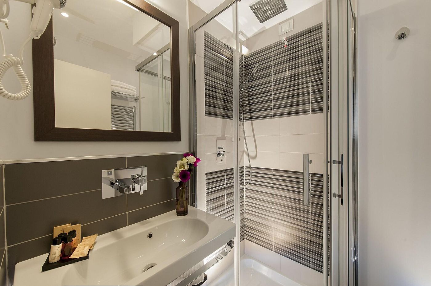 Dve-Suite-Rome-Room-27