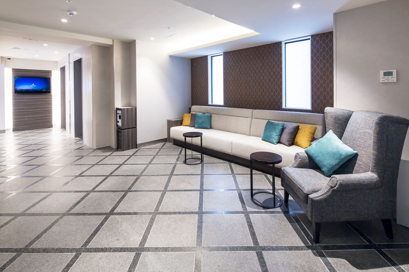 Hotel Mystays Gotanda-Japan-Tokyo-Lobby-7