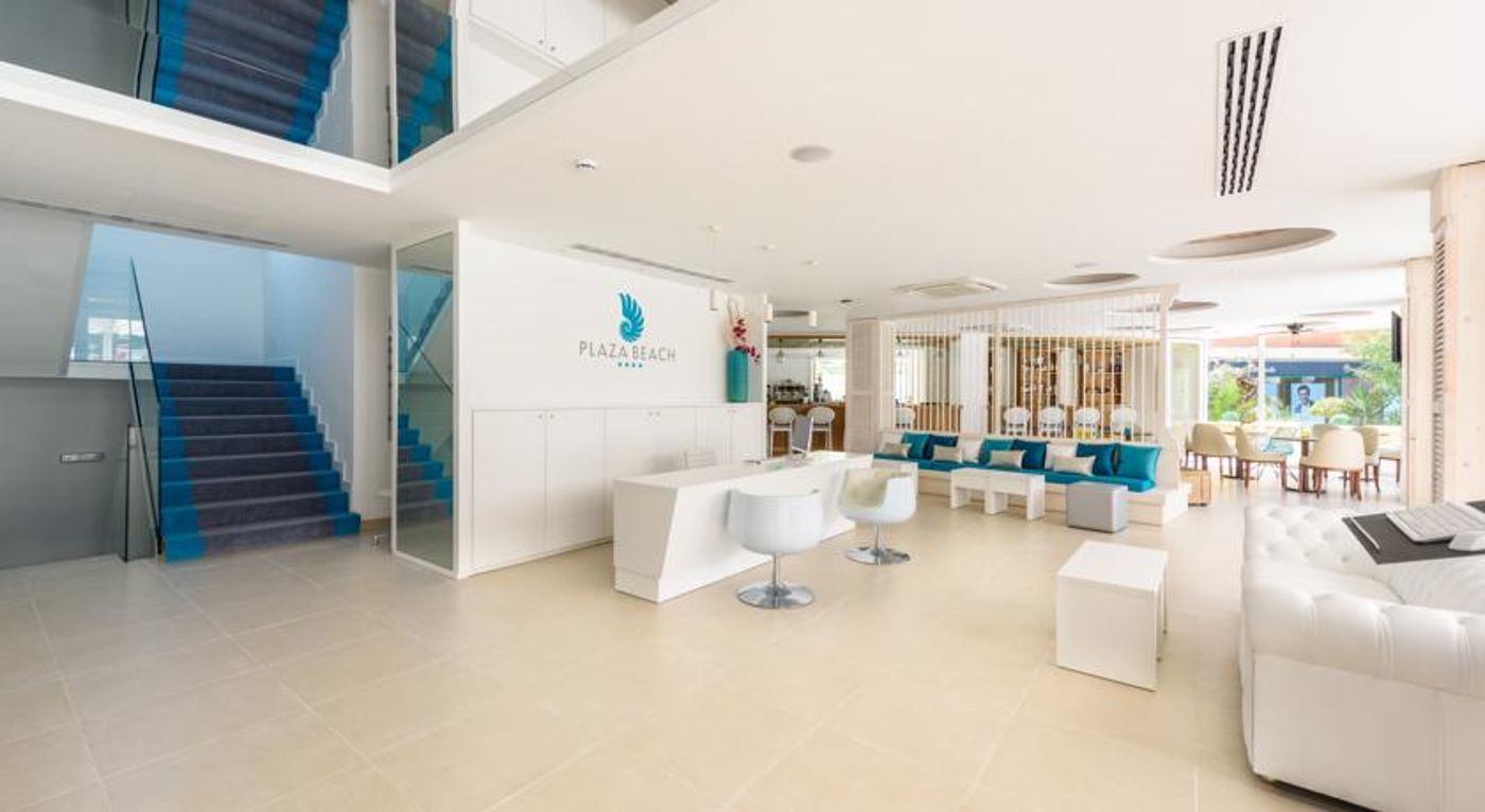 Plaza Beach Boutique