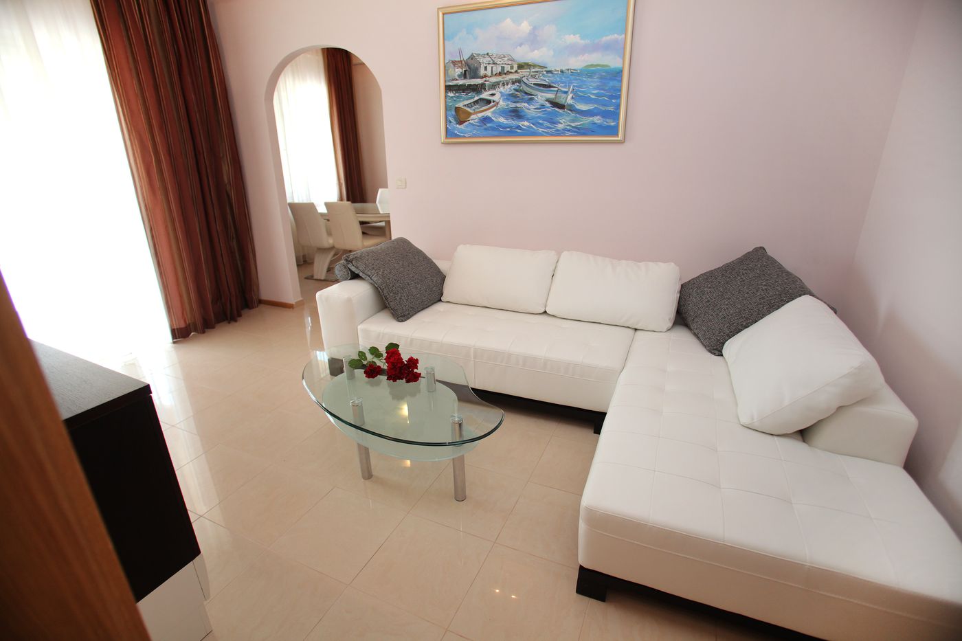 Villa-Sun-Room-38