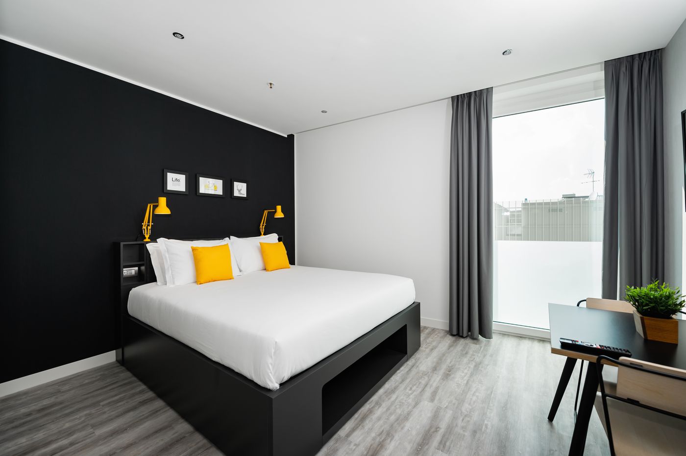 Staycity-Aparthotels-Venice-Mestre-Room-25