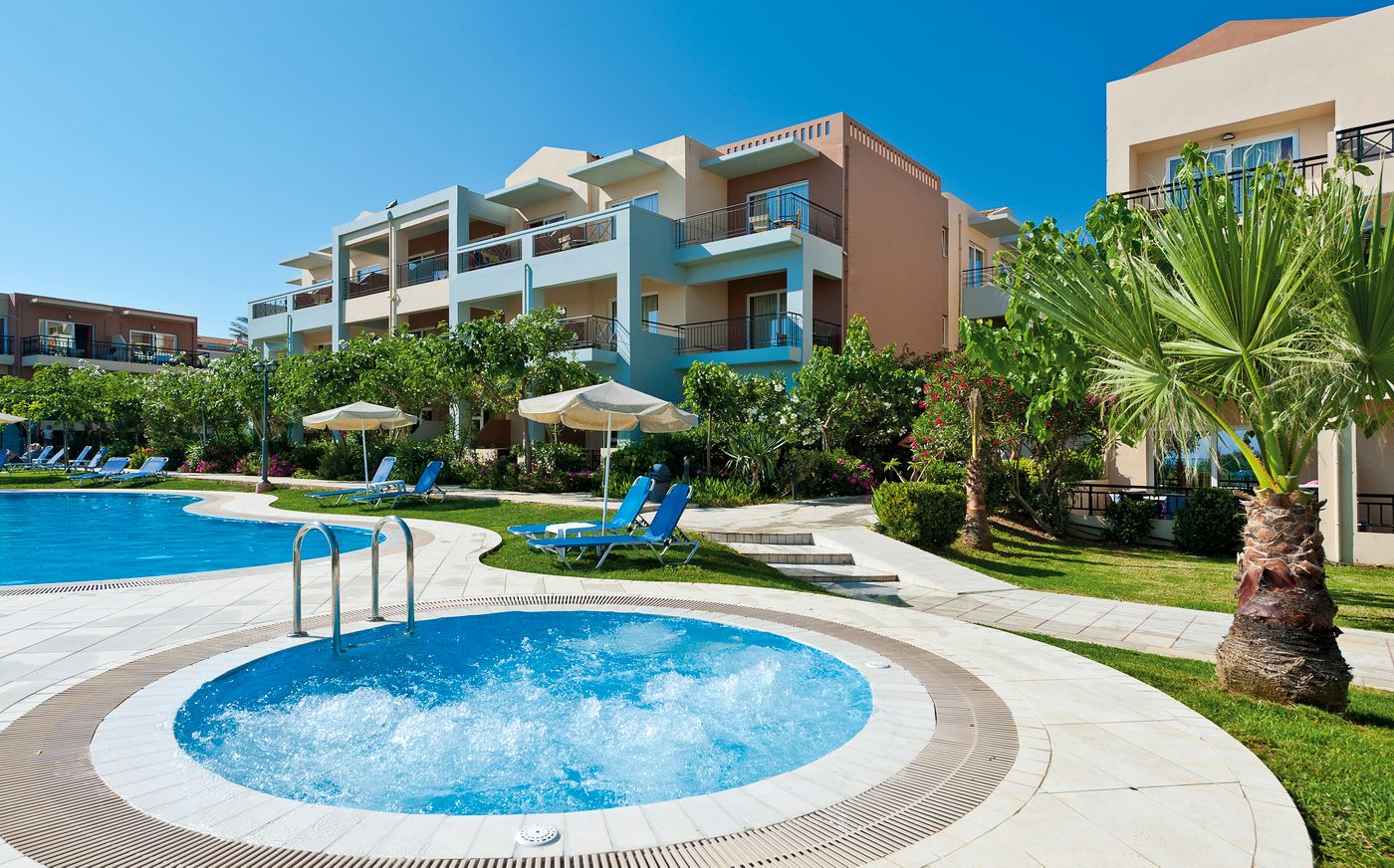 Selini-Suites-General-view-3