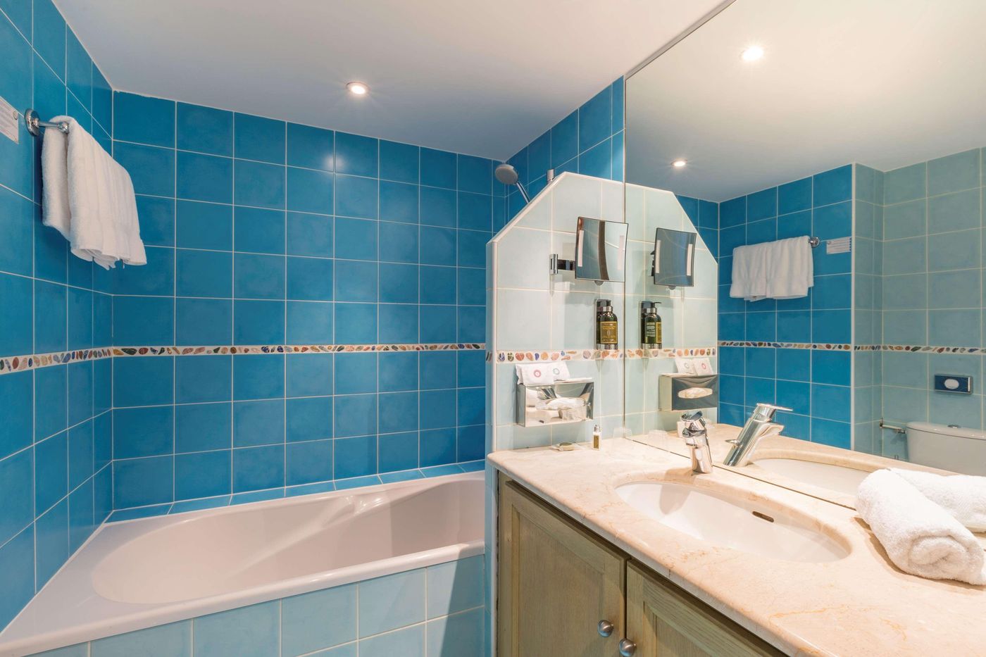 Le-Suffren-Hotel-General-view-36