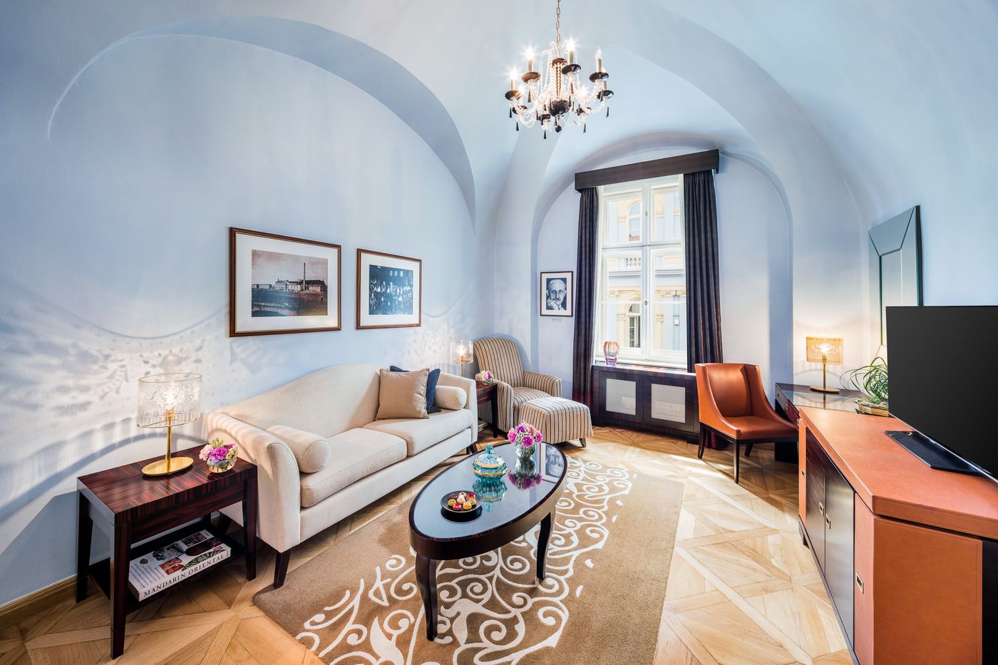 Mandarin-Oriental--Prague-Room-35