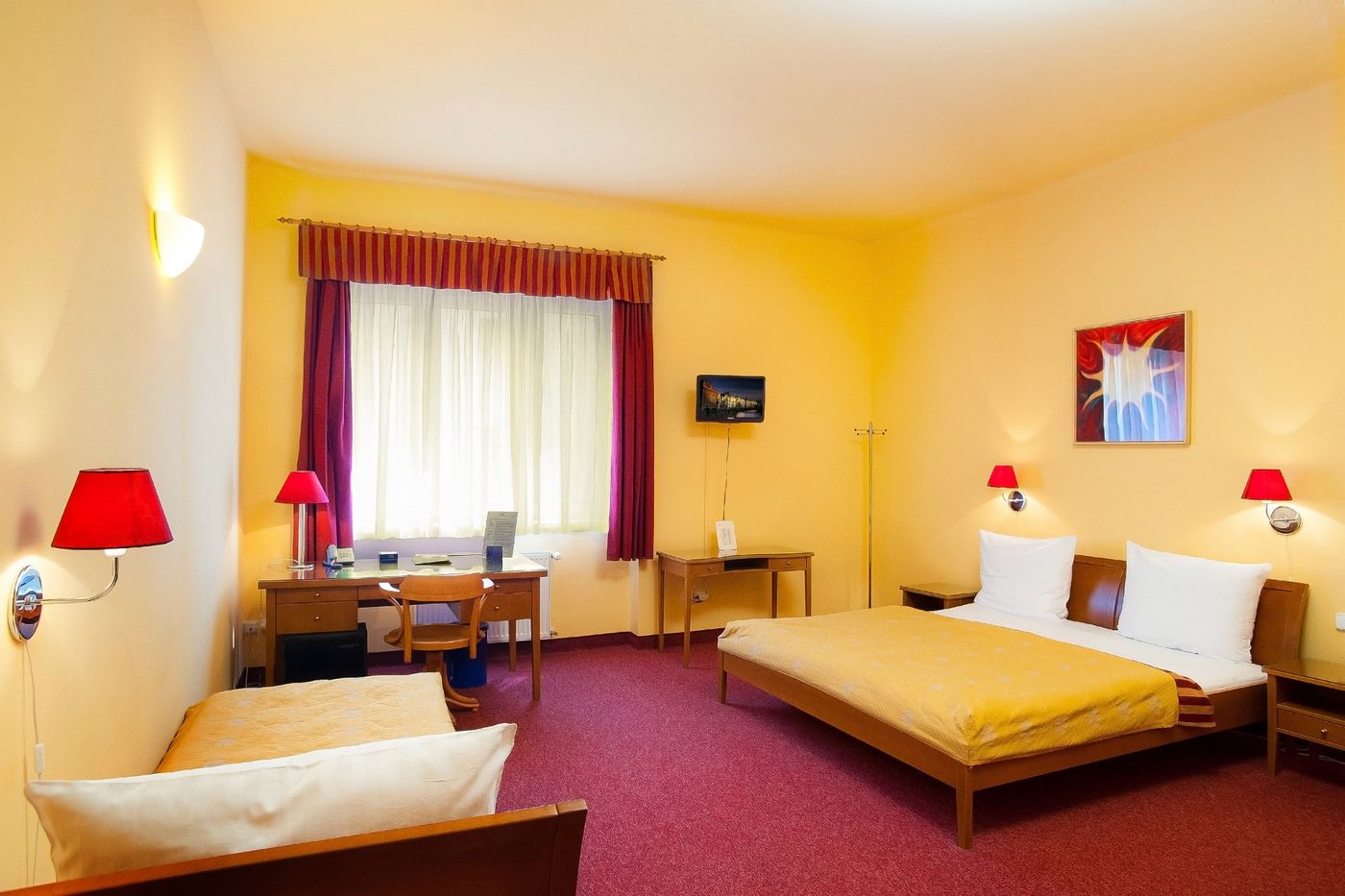 Cloister-Inn-Room-26