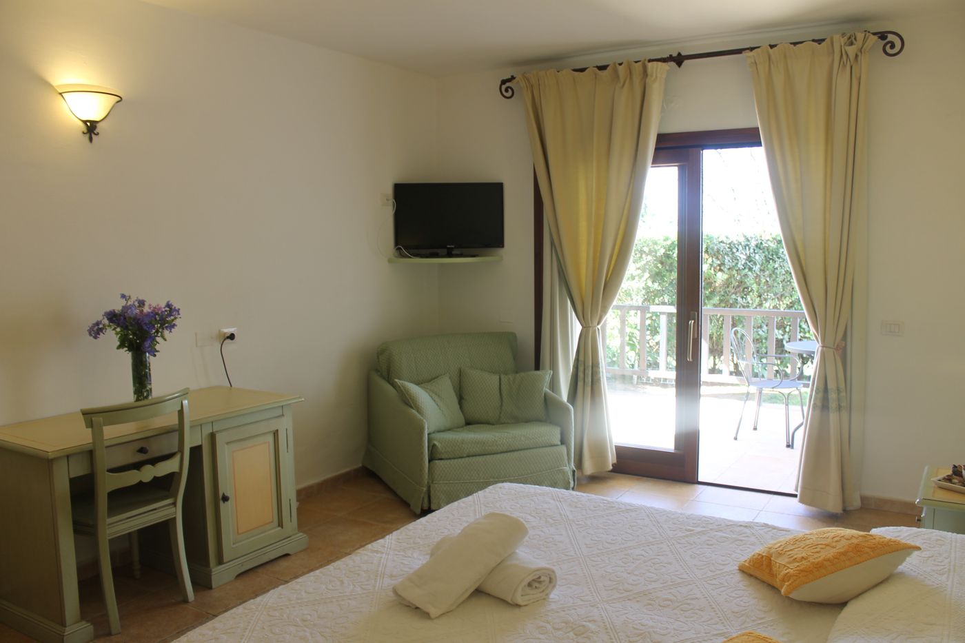 Club-Li-Graniti-Room-12